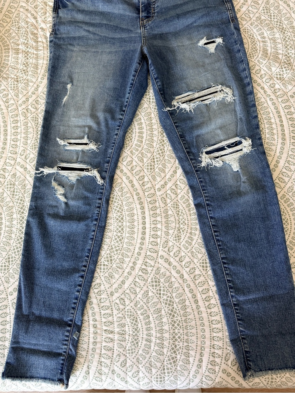 Maurices Distressed Blue Skinny Jeans - Size 12